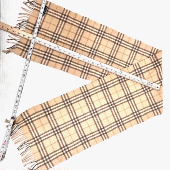 UnusedBurberry Of London Scarf 100% Lambwool Beige  gray  Plaid Check 64"x12"(15 - Picture 8 of 8